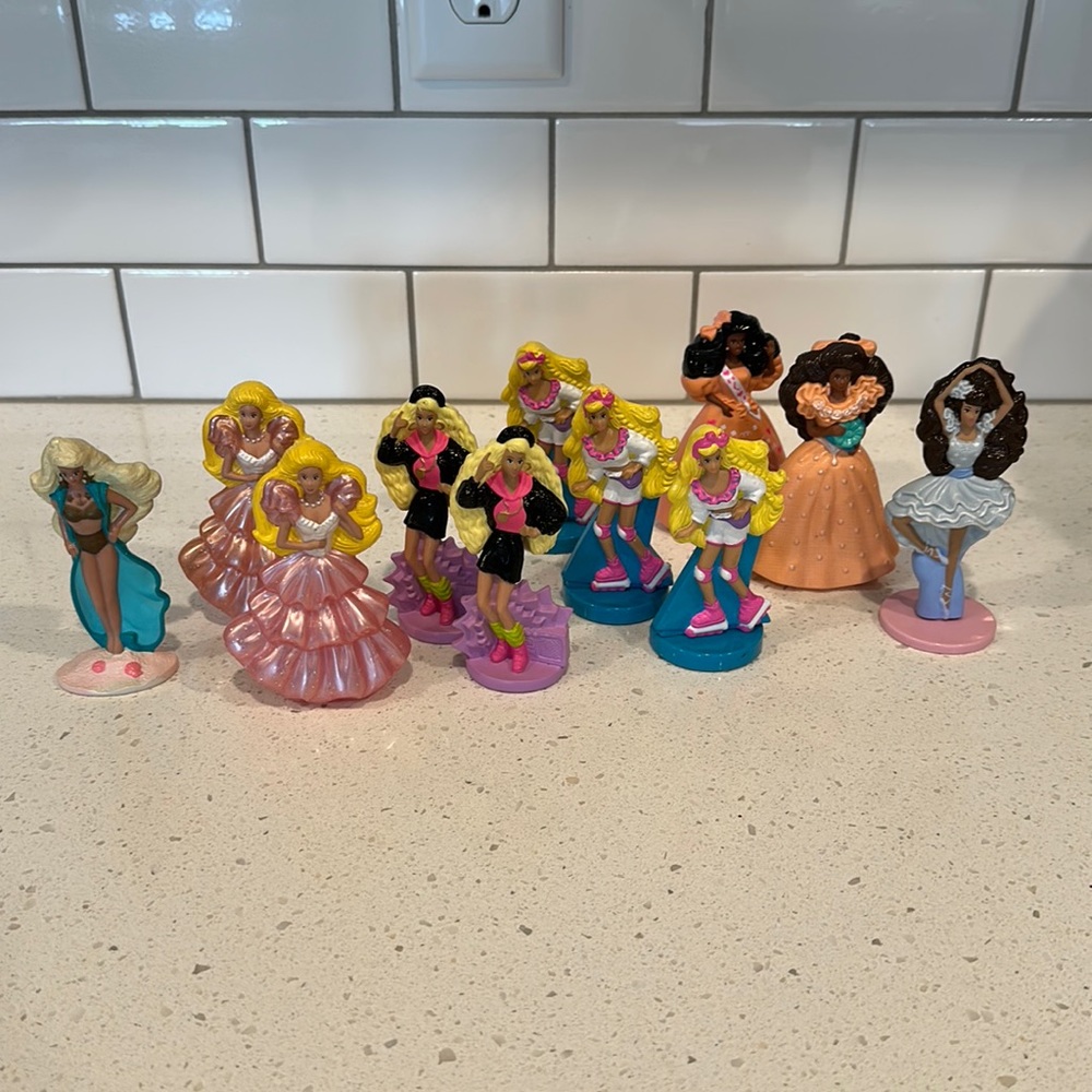 Bundle of Vintage 1992 Barbie Collection